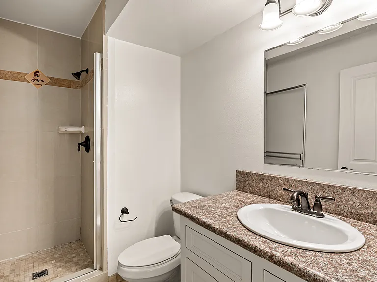 2673 Menlo Ave #3 — Photo 29