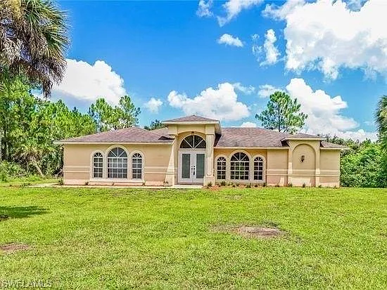3 bed, 4.0 bath, 1719 sqft, $3,000 — Photo 2
