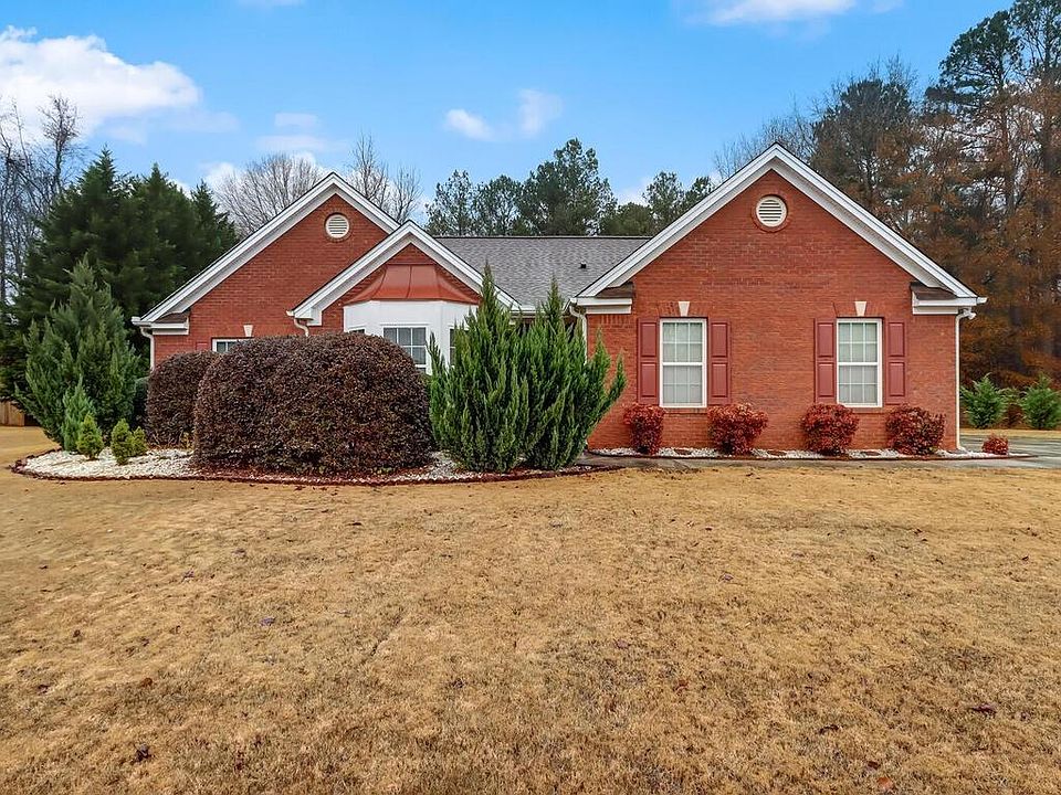 1st image of 164 Blue Grass Dr