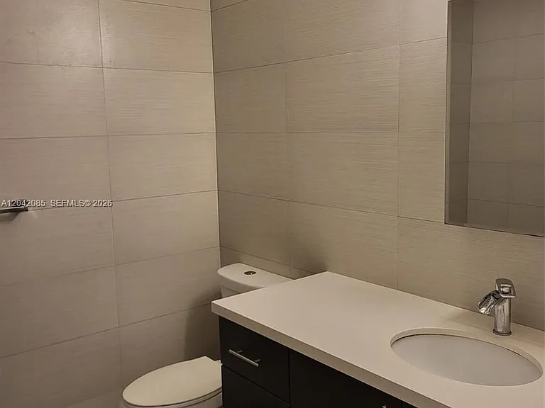 1029 SW 11th Ave #0 — Photo 10