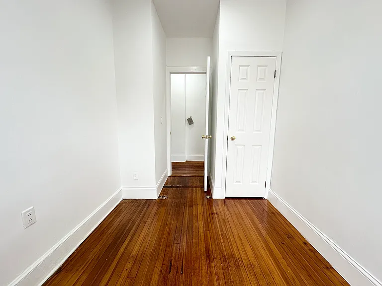 1916 Palmer Ave #2L — Photo 8