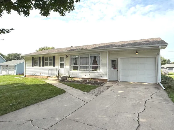 1115 Ash St, Osage, IA 50461