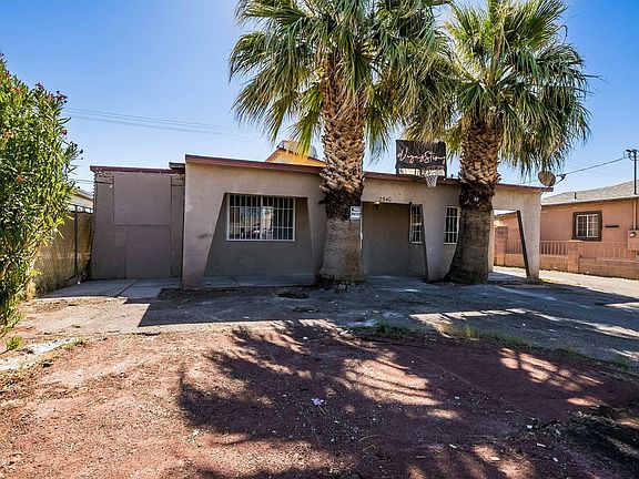 4th image of 2540 Spear St APT A