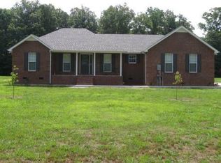 1175 Six Mile Board Rd, Belvidere, TN 37306