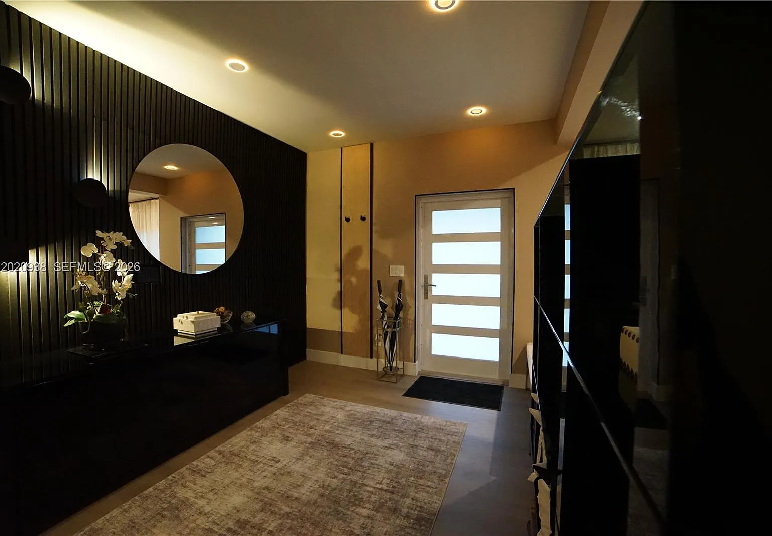 3 bed, 1698 sqft, $12,000 — Photo 4