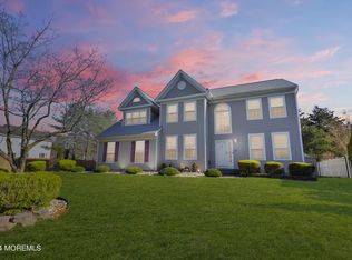 38 Hampshire Blvd, Jackson, NJ 08527