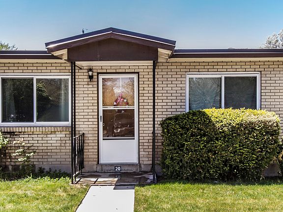 3rd image of 2723 S Downs Way #20