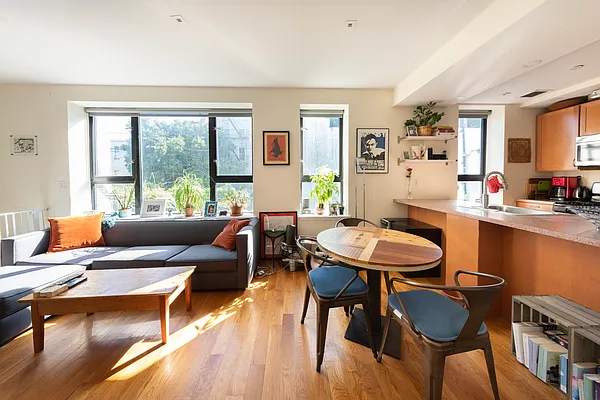 Rented by Corcoran | media 23