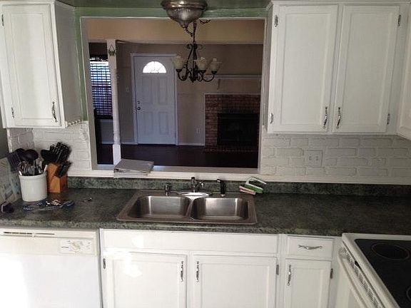 2nd image of 1305 Covington Ct