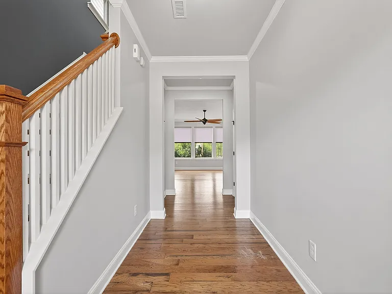 125 Begen St — Photo 6