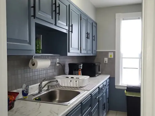 9 Reeves St, Worcester, MA