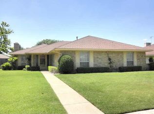 1818 Auburn Dr, Richardson, TX 75081