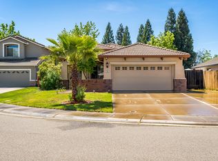 1413 Rutsey Ct, Folsom, CA 95630