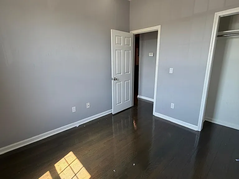 502 Springfield Ave — Photo 6
