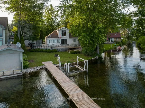 2389 Crystal Beach Rd, Innisfil, ON L9S 3W8