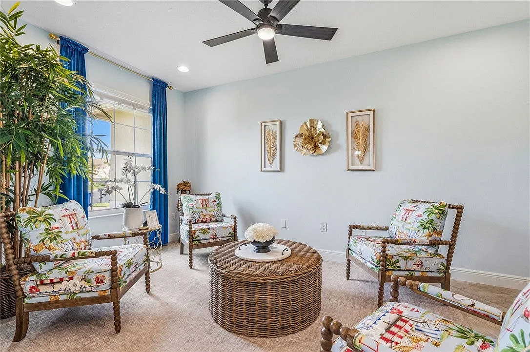 3 bed, 2.5 bath, 2436 sqft, $8,000 — Photo 4