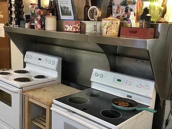 4th image of 640 N Fife St APT 223