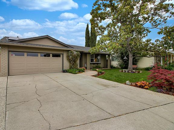 2nd image of 5810 Lalor Dr