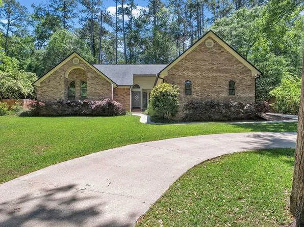 1745 Copperfield Cir, Tallahassee, FL 32312
