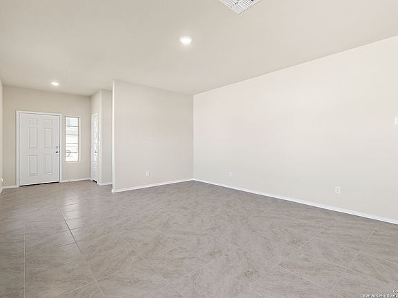 4th image of 112 Antelope Valley