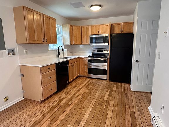 4th image of 11 The Blvd #4A