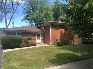 2720 Lincoln Ln, Wilmette, IL 60091