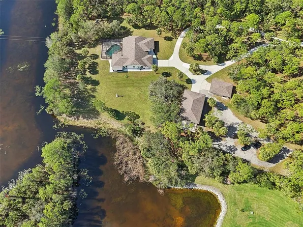 2521 Border Rd, Venice, FL 34292