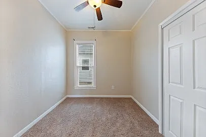 908 SE Shelton St — Photo 13