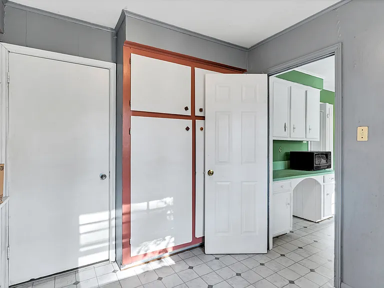 334 Fendler Pkwy — Photo 27