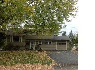 207 Gordon Pkwy, Syracuse, NY 13219