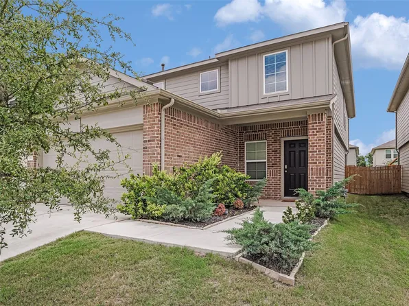 383 Sickle Loop, Uhland, TX 78640
