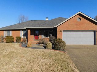 8888 Nevada Dr, Newburgh, IN