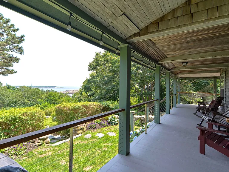16 Oakes Ln — Photo 3