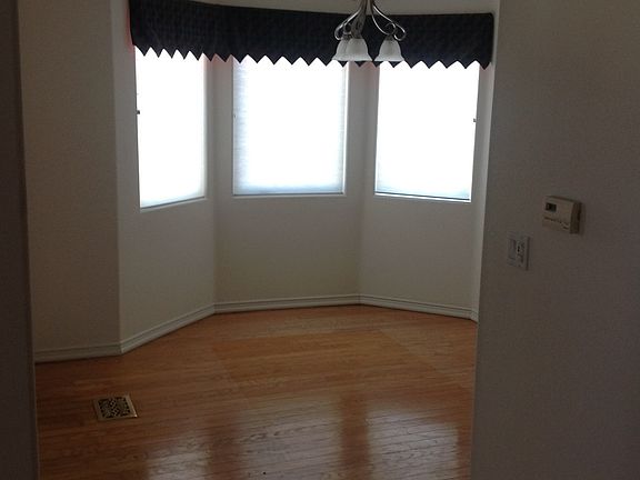 3rd image of 5215 Driftwood St