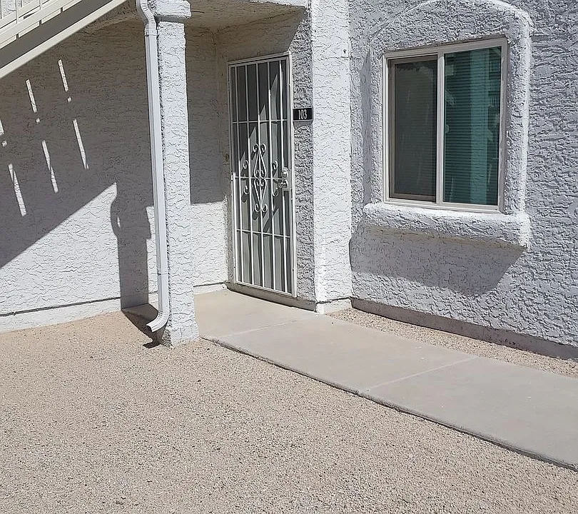 1904 Las Palmas Ln #103