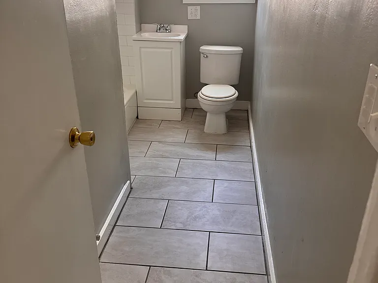 2517 1/2 Cincinnati St #2517-1/2 — Photo 11
