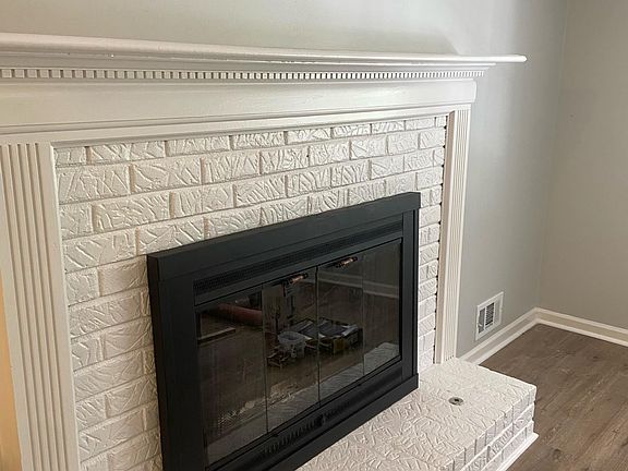 2nd image of 4546 Arbour Dr
