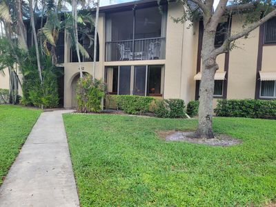 442 Pine Glen Lane #D-1, Greenacres, FL, 33463