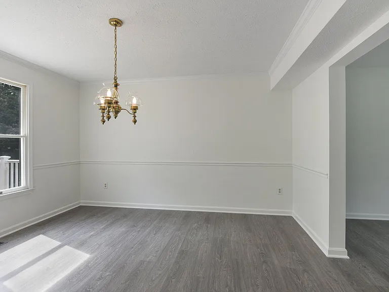 91 Premier Ct — Photo 7