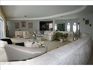 3rd image of 1618 Briarwood Ct