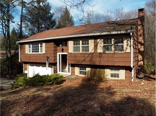 12 Spruce Mountain Trl, Danbury, CT 06810