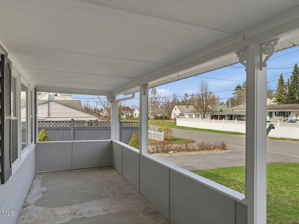 23 Thomas Street, Queensbury, NY 12804 | Zillow