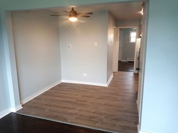 5th image of 26 King Arthur Ct APT 11