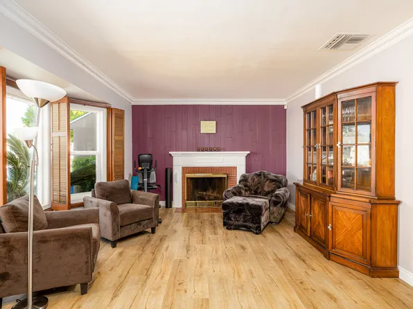 9407 S 4th Ave, Inglewood, CA 90305