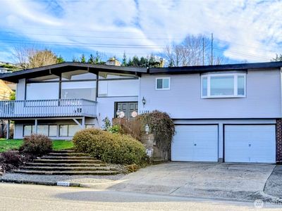 13355 SE 43rd Place, Bellevue, WA, 98006