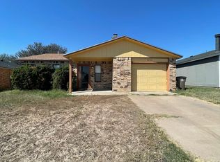 3390 Ridgemar Dr, San Angelo, TX 76903