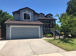 2142 Bluejay Way, Lodi, CA 95240