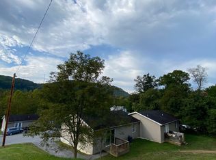 213 Post Road - 6, Falls Mills, VA 24613