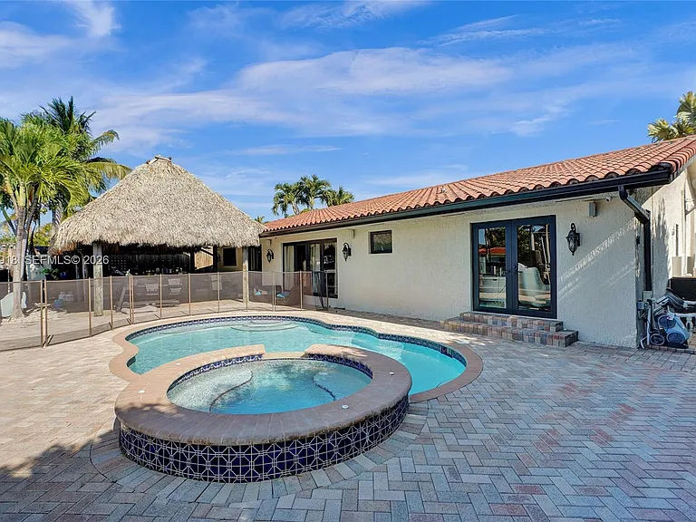 2075 Ixora Rd — Photo 17