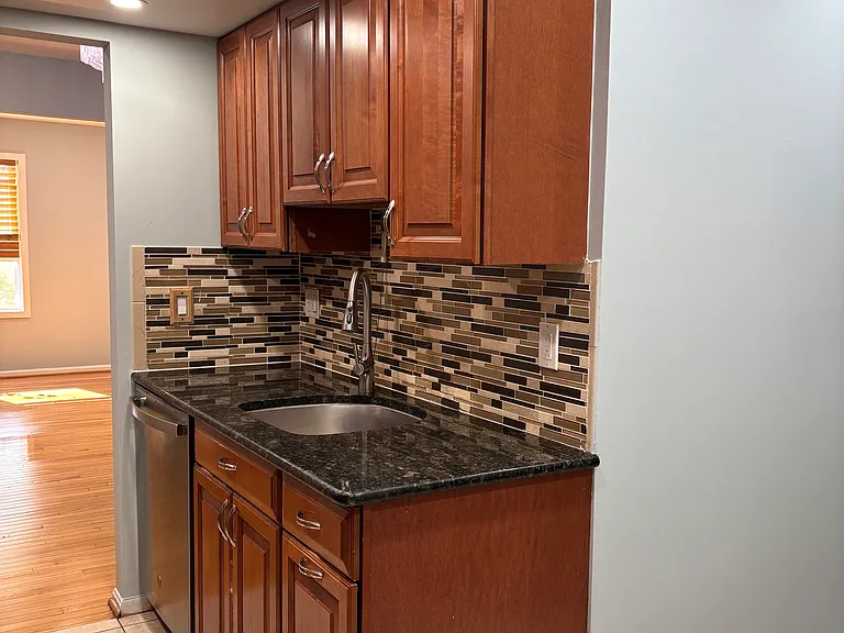 5018 Head Ct — Photo 7